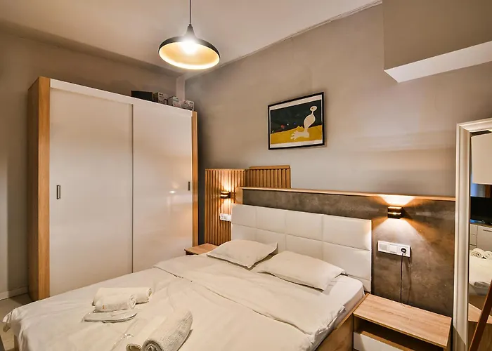 Flats With Parking Apartament